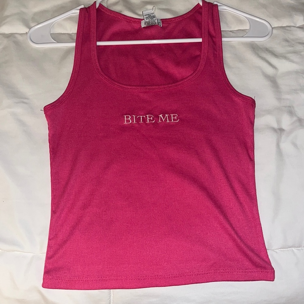 Rue 21 tank